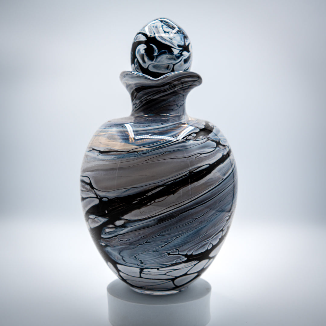 Glass Urn - Marbled
