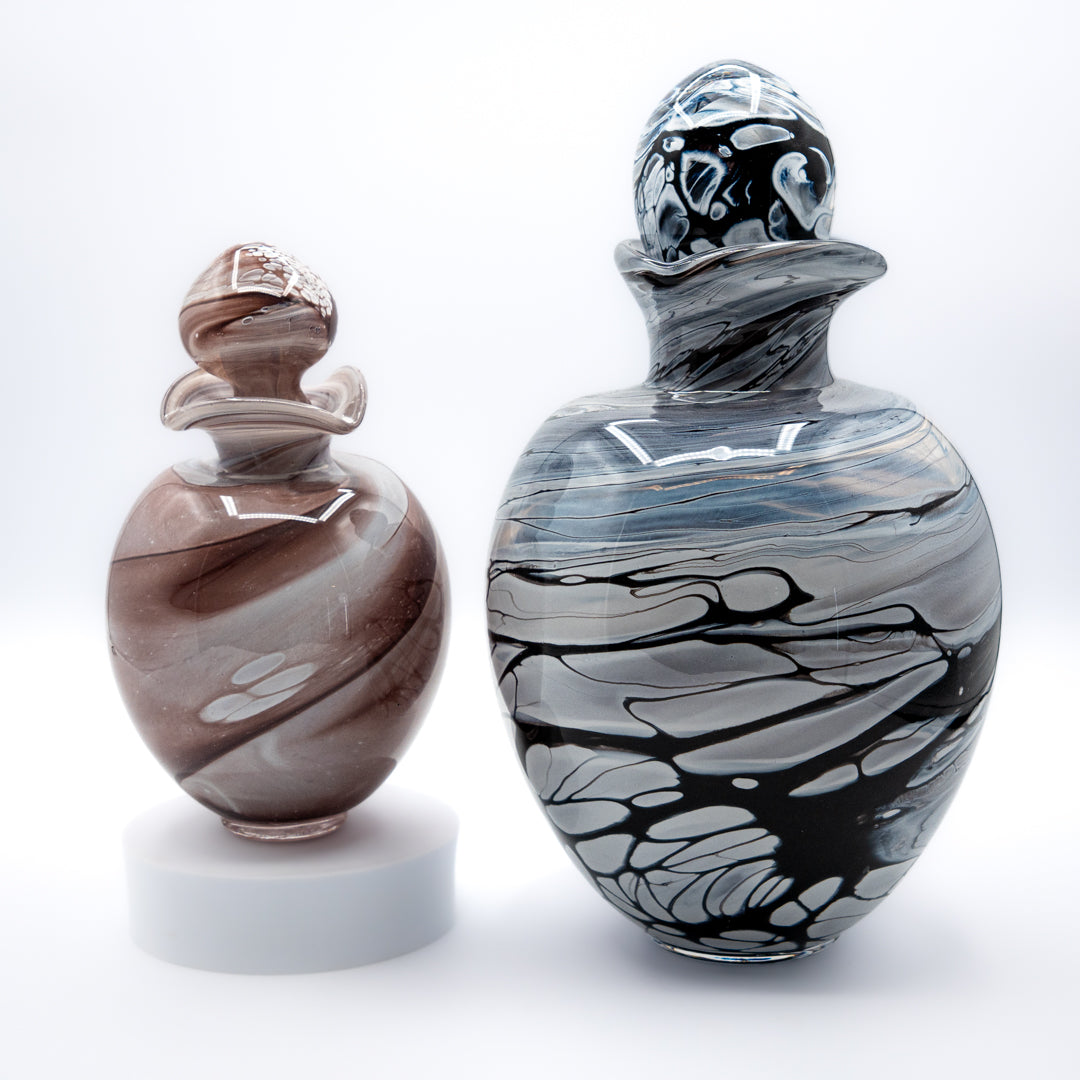 Glass Urn_Small - Mocha White